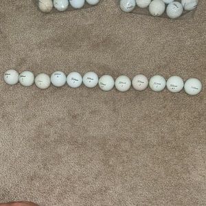 12 Titleist Pro V1 golf balls